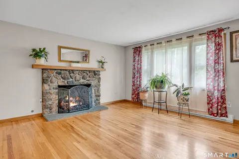 $539,000 | 8 Church Camp, Bethel, CT 06801