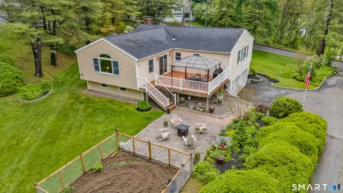 $539,000 | 8 Church Camp, Bethel, CT 06801