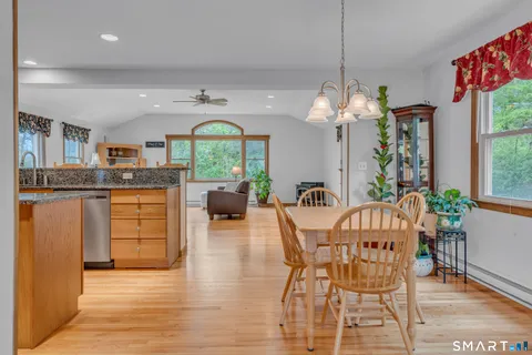 $539,000 | 8 Church Camp, Bethel, CT 06801