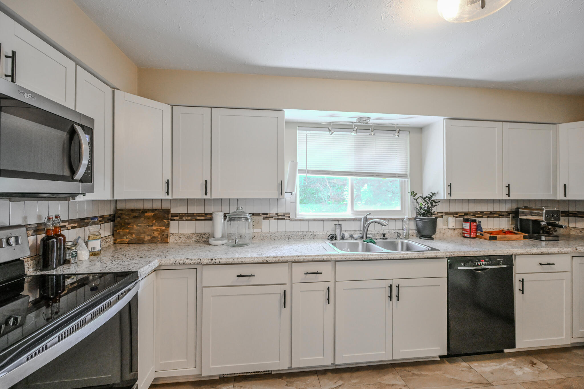 1939 Westgate Road Springfield, OH 45504 - Photo 14 of 27 20260818-Westgate-022