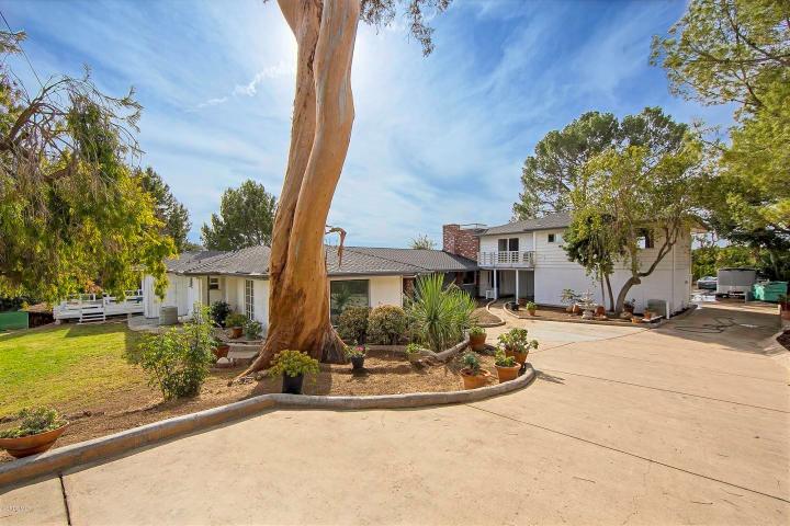 15888 Foothill Road Santa Paula, CA 93060 - Photo 3 of 13 Gallery Image 3