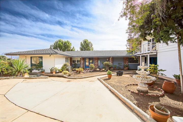 15888 Foothill Road Santa Paula, CA 93060 - Photo 4 of 13 Gallery Image 4