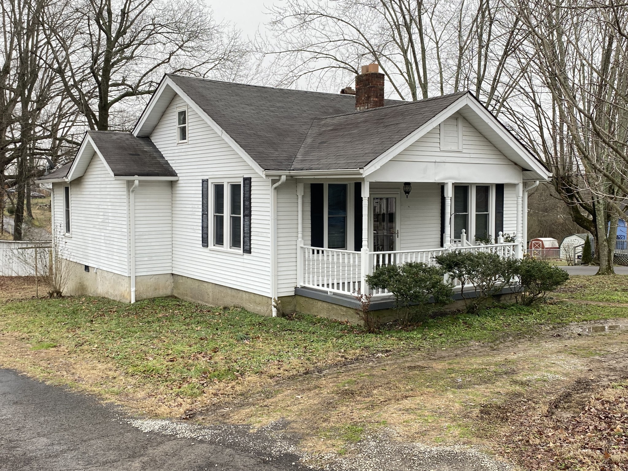 682 Circle Drive Springfield, TN 37172 - Photo 2 of 12