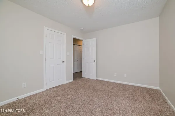 $2,115 | 7101 Majors Landing Lane, Corryton, TN 37721