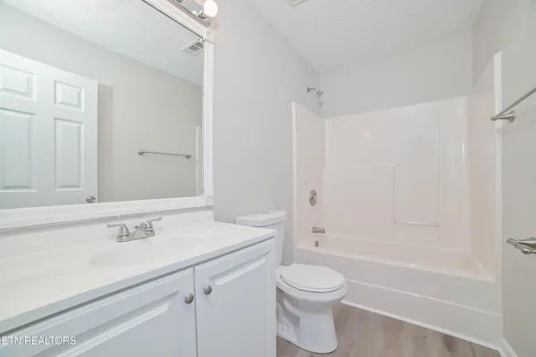 $2,115 | 7101 Majors Landing Lane, Corryton, TN 37721