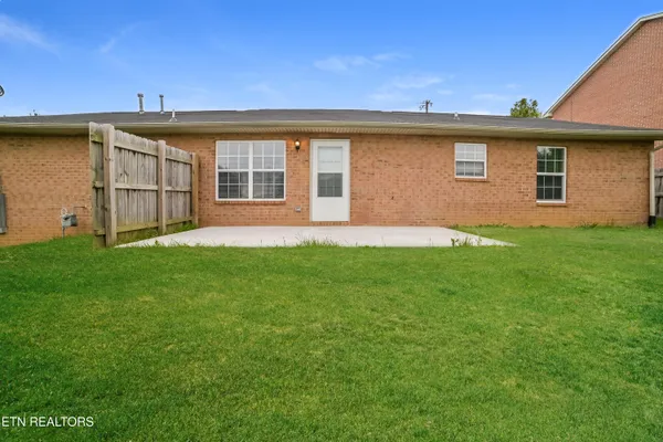 $2,115 | 7101 Majors Landing Lane, Corryton, TN 37721