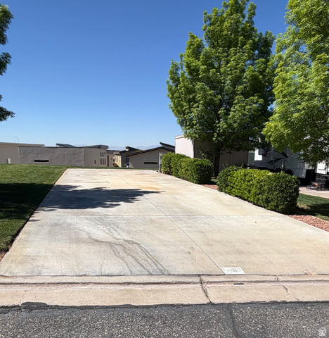 98 Lava Road Hurricane, UT 84737 - Photo 2 of 2 View of front facade