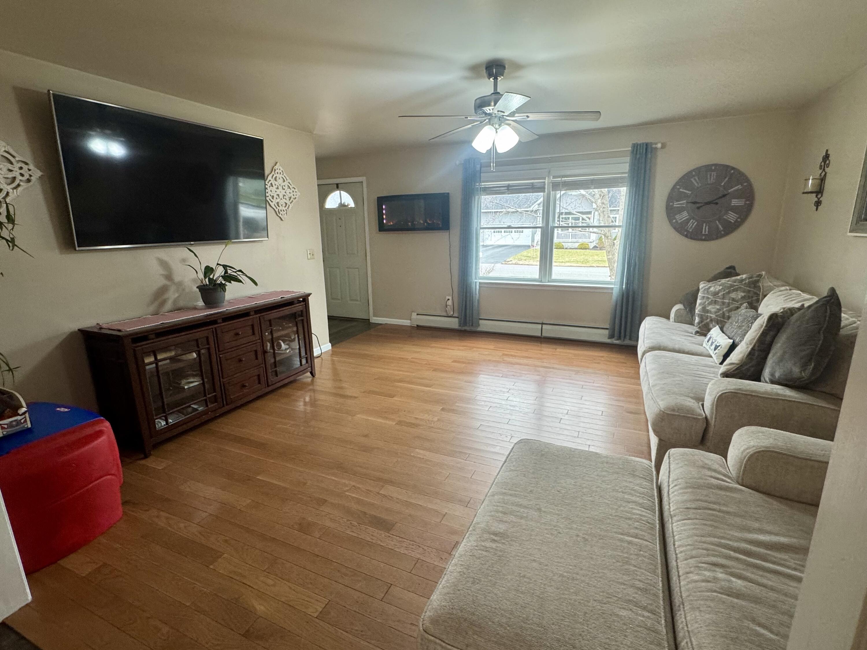 31 Facteau Avenue Plattsburgh, NY 12901 - Photo 7 of 27 IMG_4845