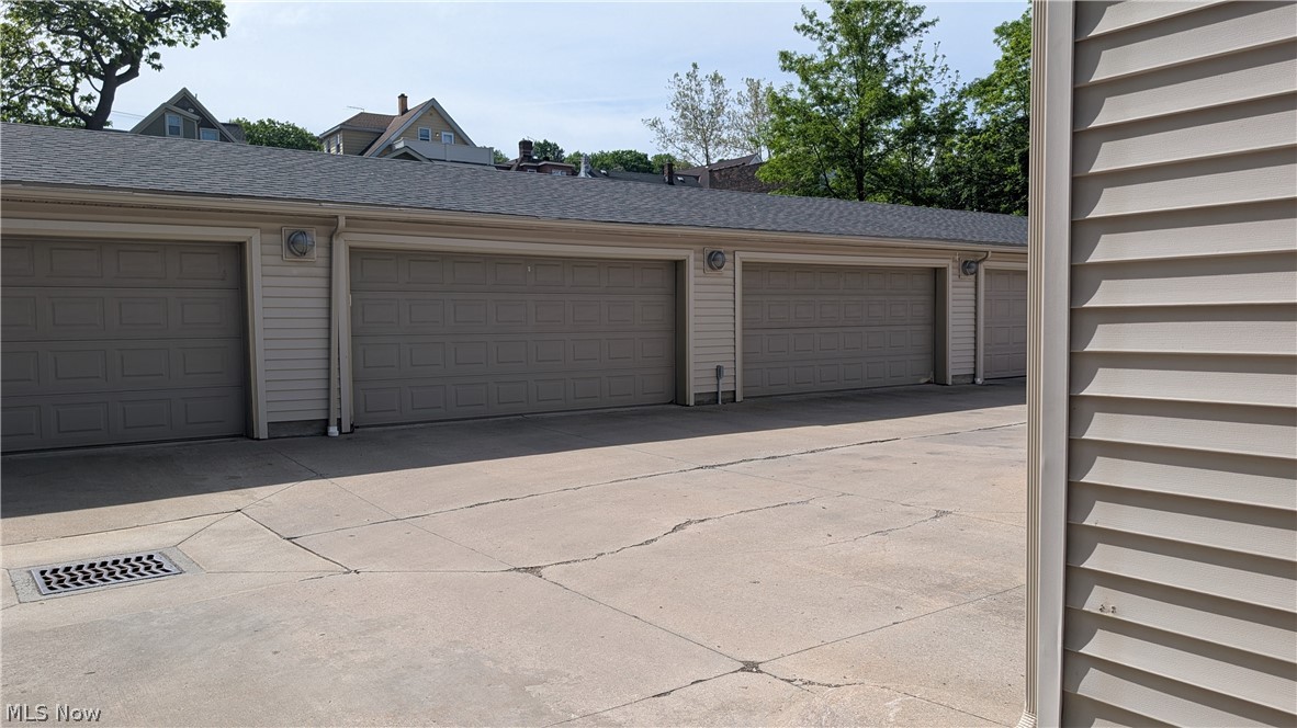 2079 Random Road, Unit 314 Cleveland, OH 44106 - Photo 27 of 29