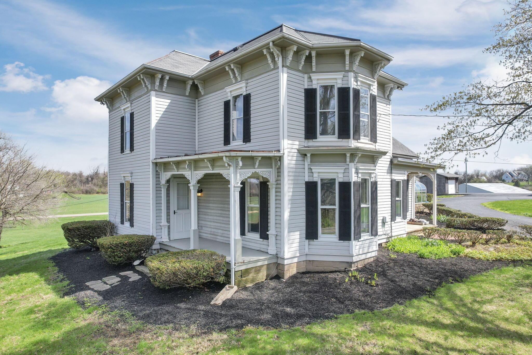 799 James Road Granville, OH 43023 - Photo 1 of 106