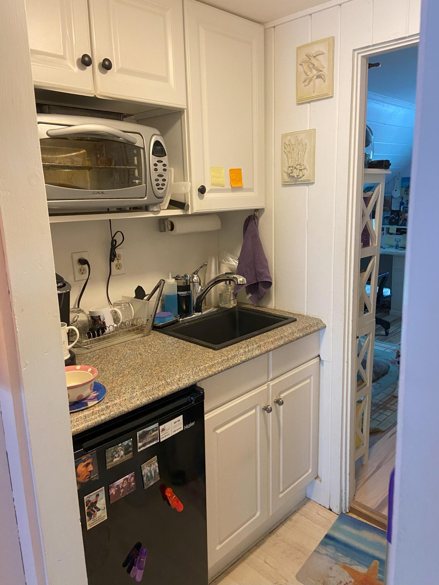 2653 Main Street South Chatham, MA 02659 - Photo 14 of 21 2 Bedroom Apartment Efficiency Kitchen