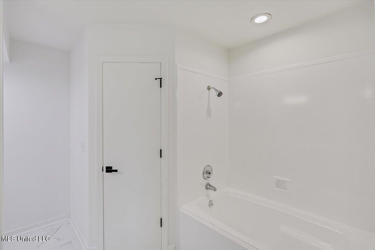 103 Caribbean Cove Clinton, MS 39056 - Photo 17 of 29 19-103 Caribbean Cove