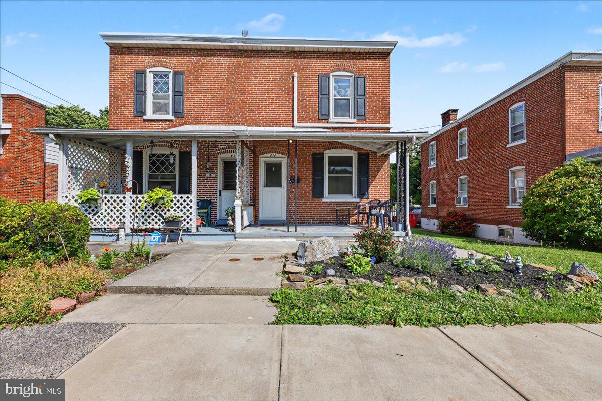 414 Fairview Street Pottstown, PA 19464 - Photo 4 of 40