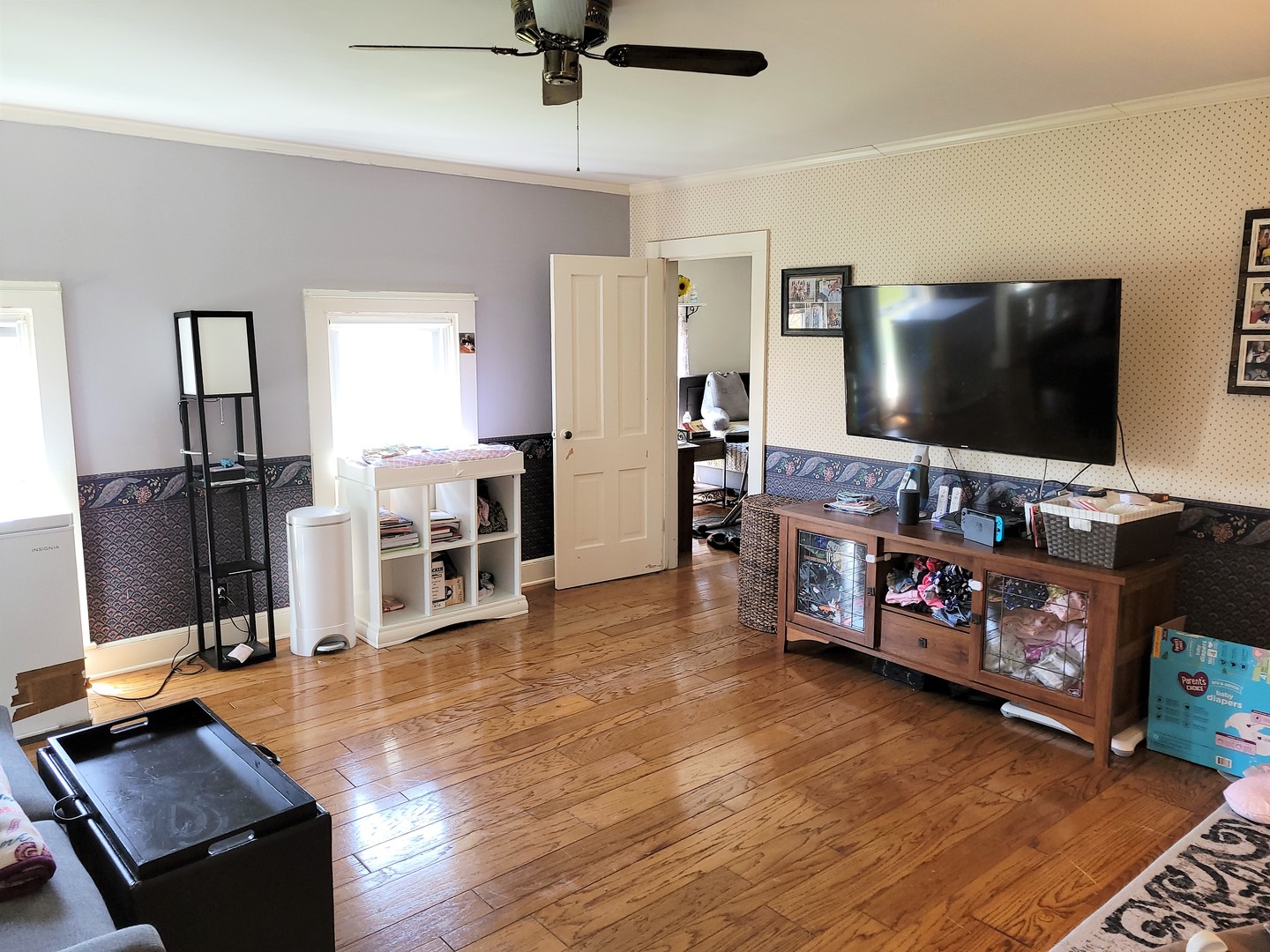 11718 Thayer Road Hebron, IL 60034 - Photo 9 of 9 a living room with furniture and a flat screen tv