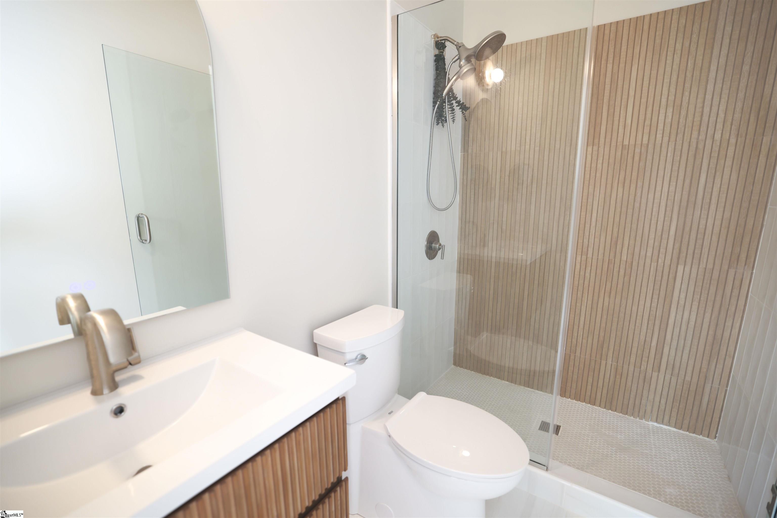105 Ragon Lane Greenville, SC 29609 - Photo 16 of 30 Gallery Image 16