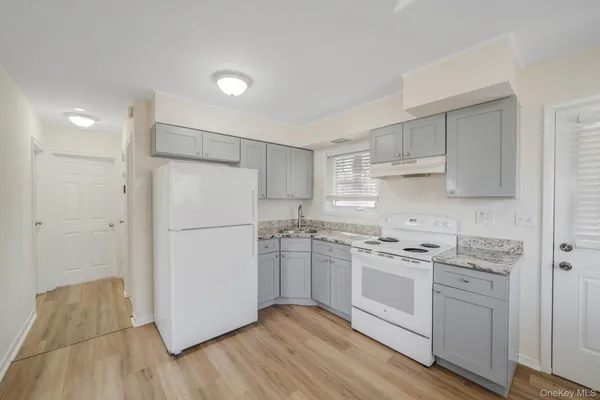 $3,050 | 472 South Ocean Avenue, Patchogue, NY 11772