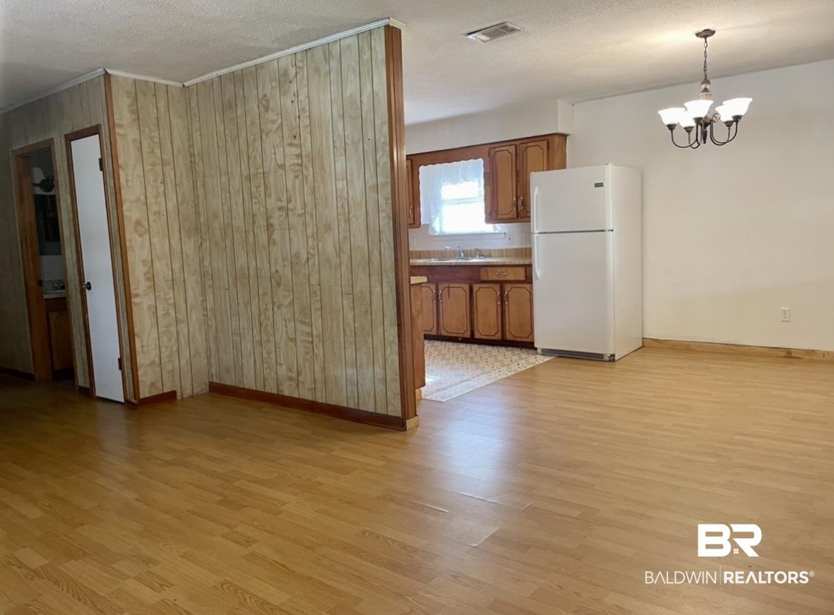 112 Schad Street Brewton, AL 36426 - Photo 7 of 17
