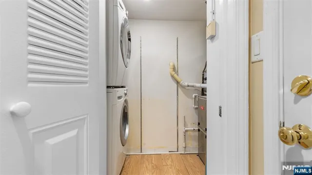 $4,250 | 605 Thornton Court, Unit T605, Edgewater, NJ 07020