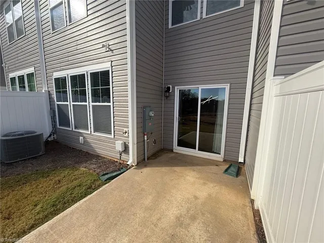 $1,725 | 1563 Amberview Lane, Kernersville, NC 27284
