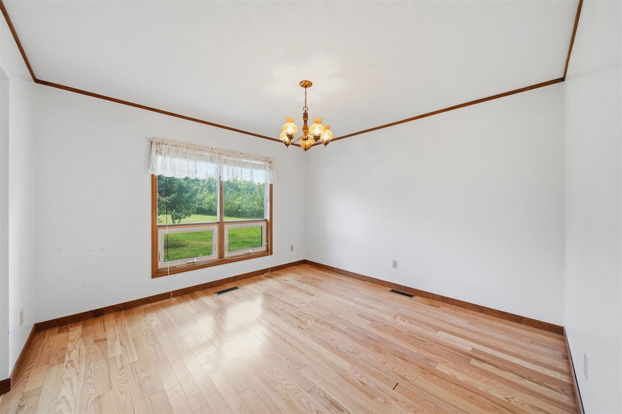 13142 Taylor Road Brooklyn, MI 49230 - Photo 9 of 58 Gallery Image 9