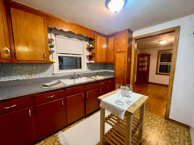 $3,700 | 226-226 Nevada Street, Unit 226, Newton, MA 02460