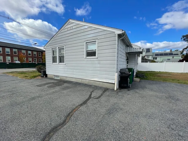 $4,000 | 226-226 Nevada Street, Unit 226, Newton, MA 02460