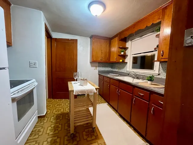 $3,700 | 226-226 Nevada Street, Unit 226, Newton, MA 02460