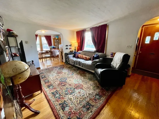 $3,700 | 226-226 Nevada Street, Unit 226, Newton, MA 02460