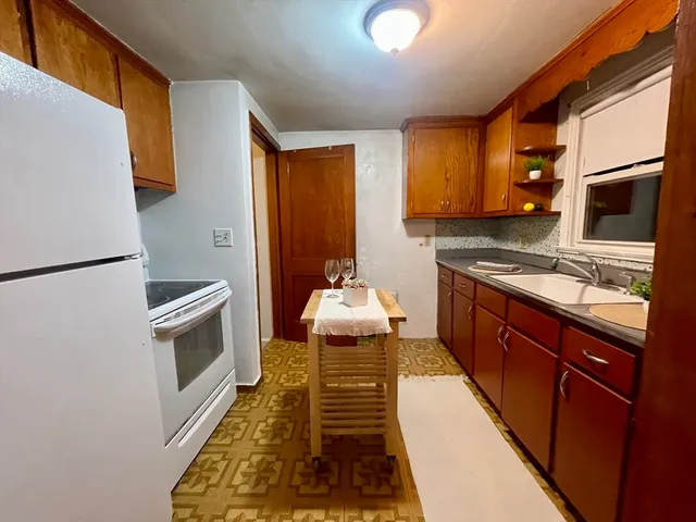 $4,000 | 226-226 Nevada Street, Unit 226, Newton, MA 02460