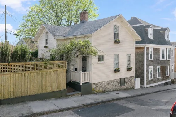 $835,000 | 51 William Street, Newport, RI 02840