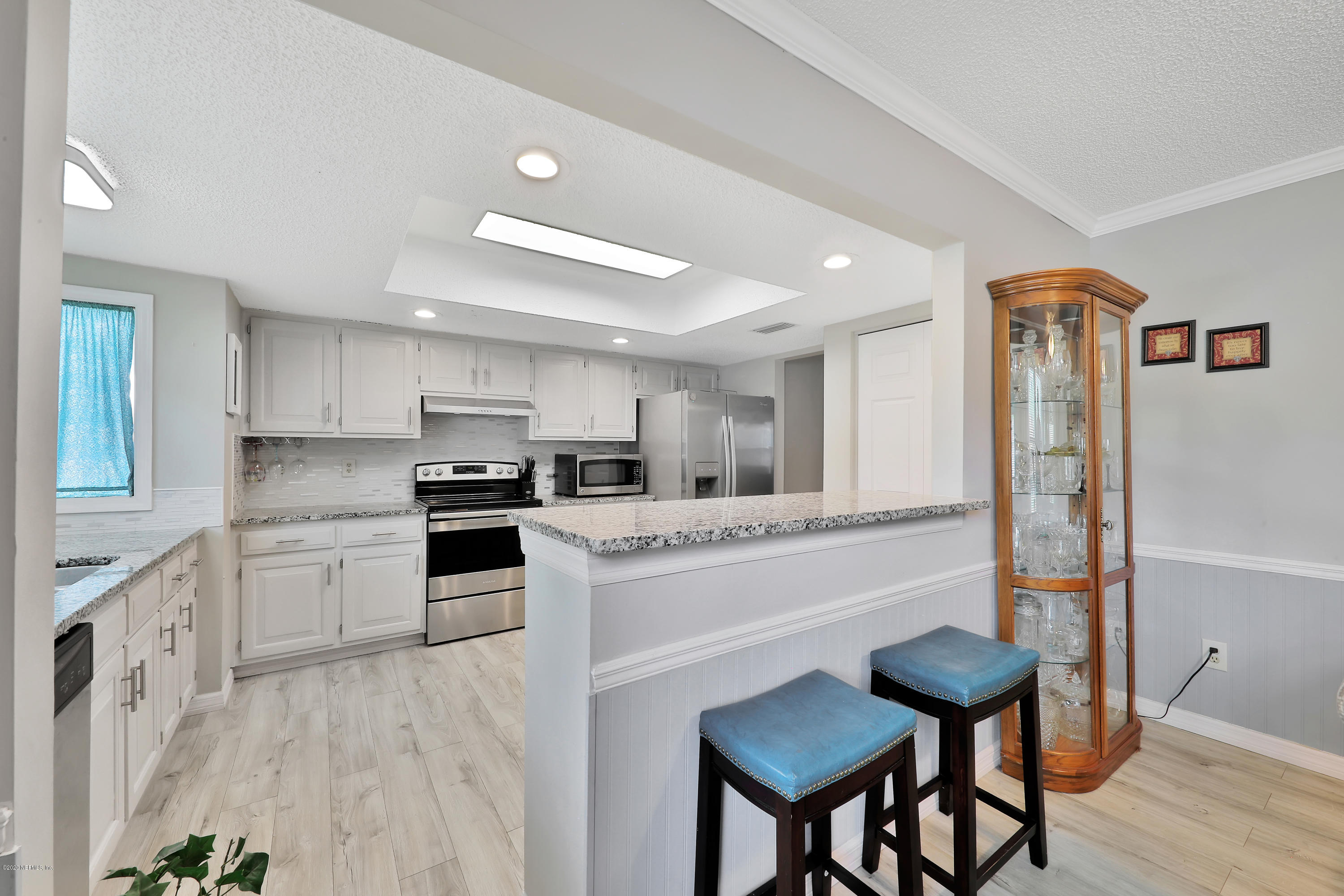 8176 Crosswind Road Jacksonville, FL 32244 - Photo 4 of 21 1R4A3365