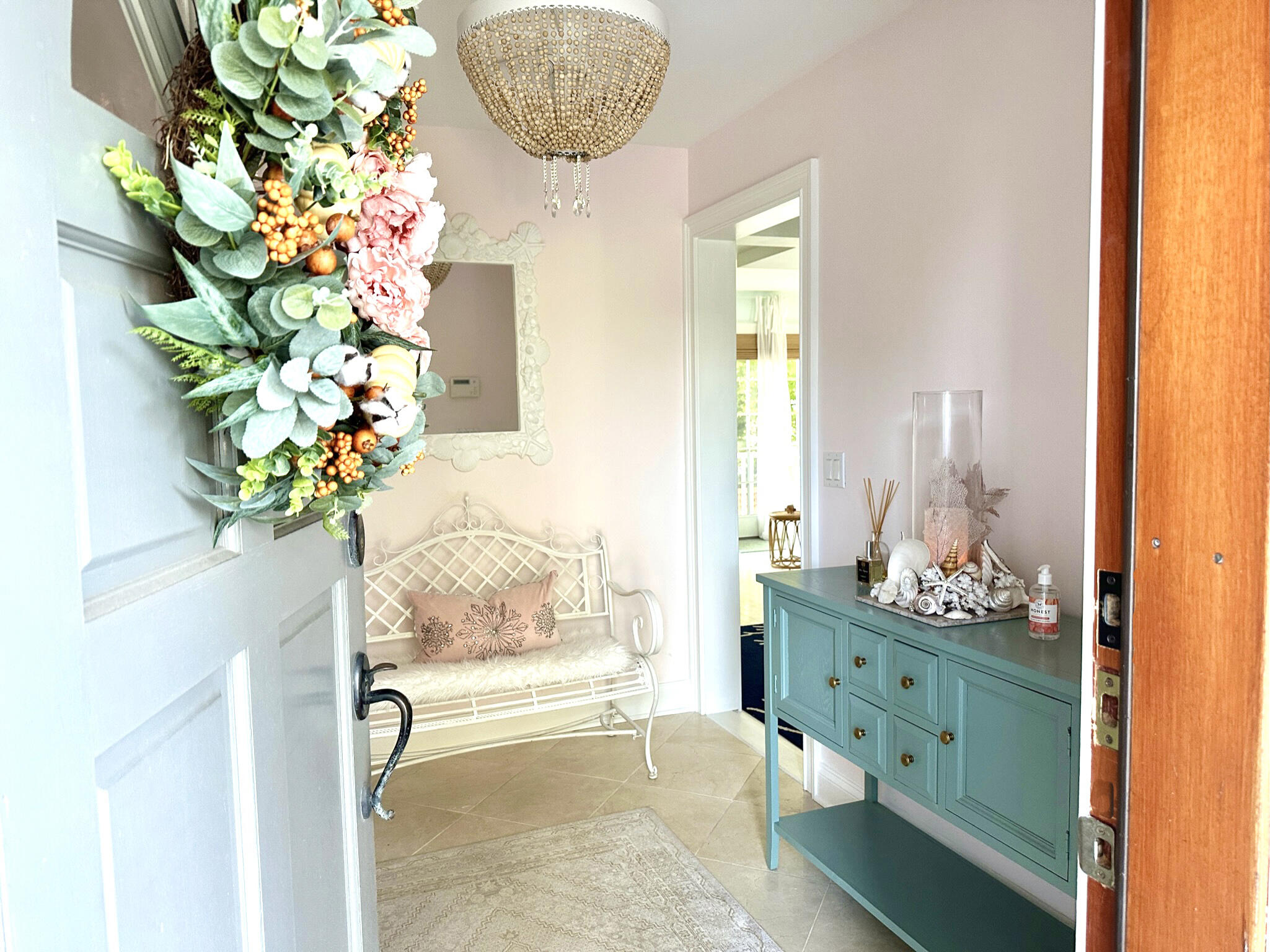 58 Roton Avenue Rowayton, CT 06853 - Photo 3 of 35 a bath room with a tub and a potted plant