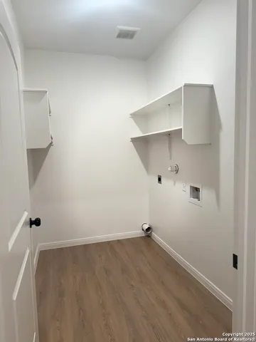 a view of a room with shelf