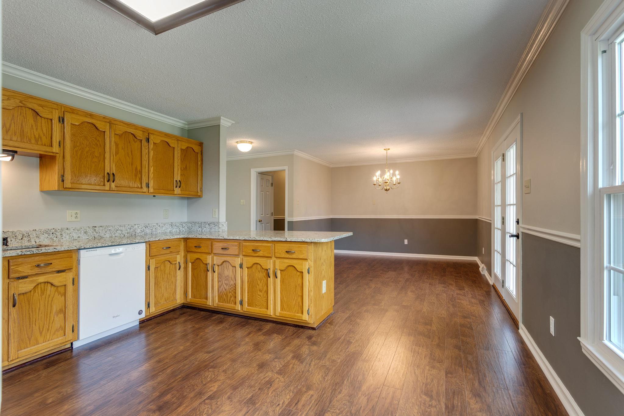 1982 Old Farmington Road Lewisburg, TN 37091 - Photo 14 of 27 Big spacious kitchen and dining area