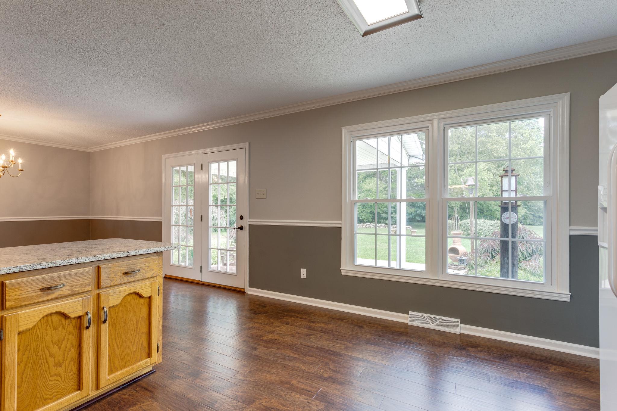 1982 Old Farmington Road Lewisburg, TN 37091 - Photo 15 of 27 Huge Gorgeous windows in the kitchen area