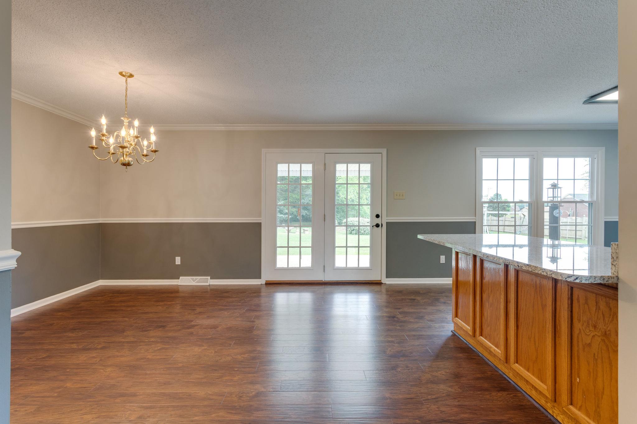 1982 Old Farmington Road Lewisburg, TN 37091 - Photo 9 of 27 Nice view of the kitchen/dining area