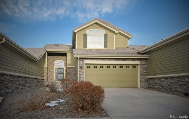 $2,895 | 22951 East Roxbury Drive, Unit B, Aurora, CO 80016