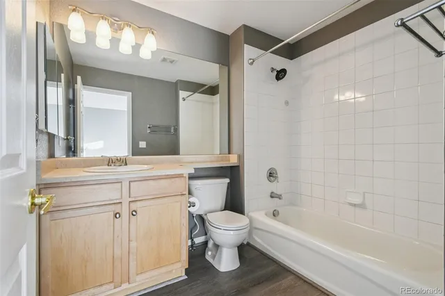 $2,895 | 22951 East Roxbury Drive, Unit B, Aurora, CO 80016