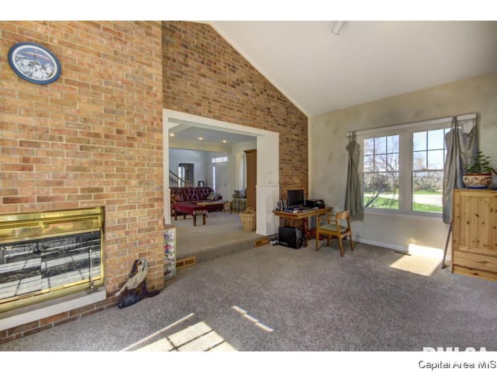 4938 Oak Hill Road Rochester, IL 62563 - Photo 10 of 36