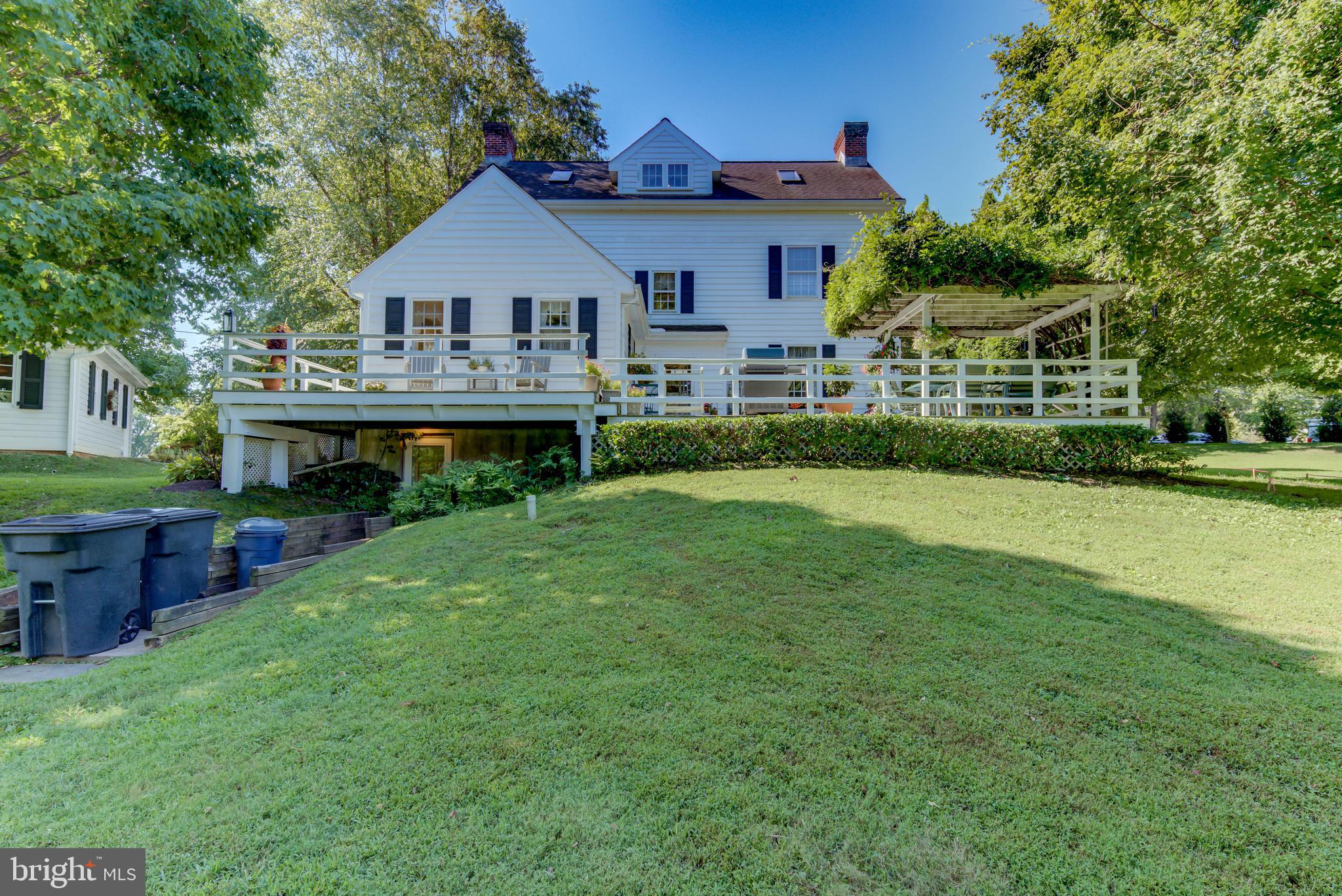 111 West Hillendale Road Kennett Square, PA 19348 - Photo 40 of 47 Back Exterior View