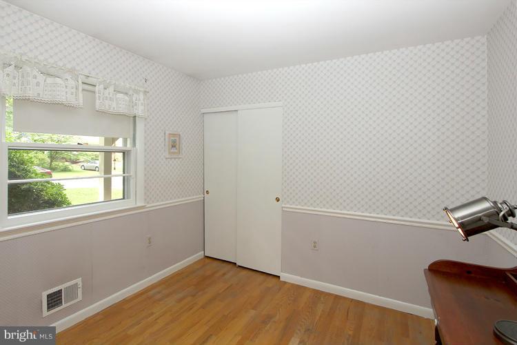 4803 Rim Rock Road Rockville, MD 20853 - Photo 16 of 30 Bedroom