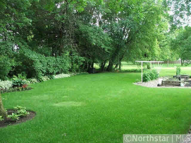 516 Rustic Road Mayer, MN 55360 - Photo 10 of 13 Gallery Image 10