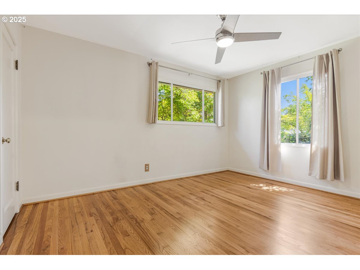 5155 Southwest Chestnut Avenue Beaverton, OR 97005 - Photo 29 of 42 Gallery Image 29