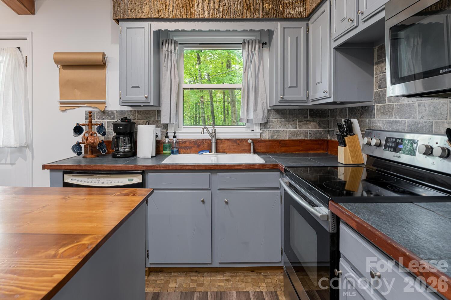 260 Allison Hill Road Brevard, NC 28712 - Photo 23 of 41 Gallery Image 23