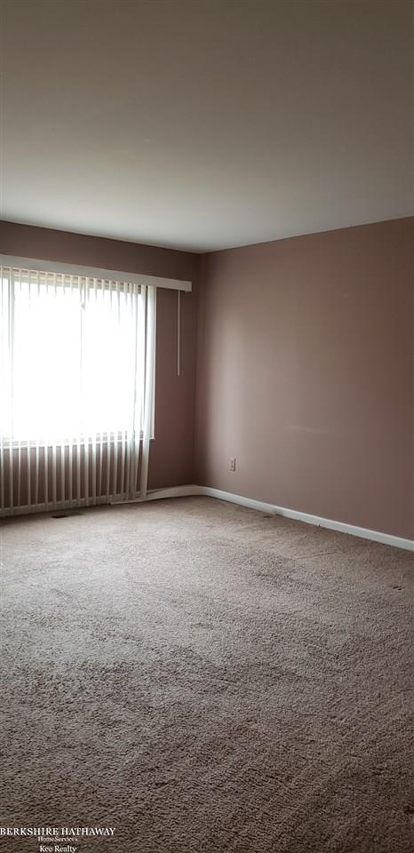 23118 Mapleview Street Macomb, MI 48042 - Photo 11 of 21