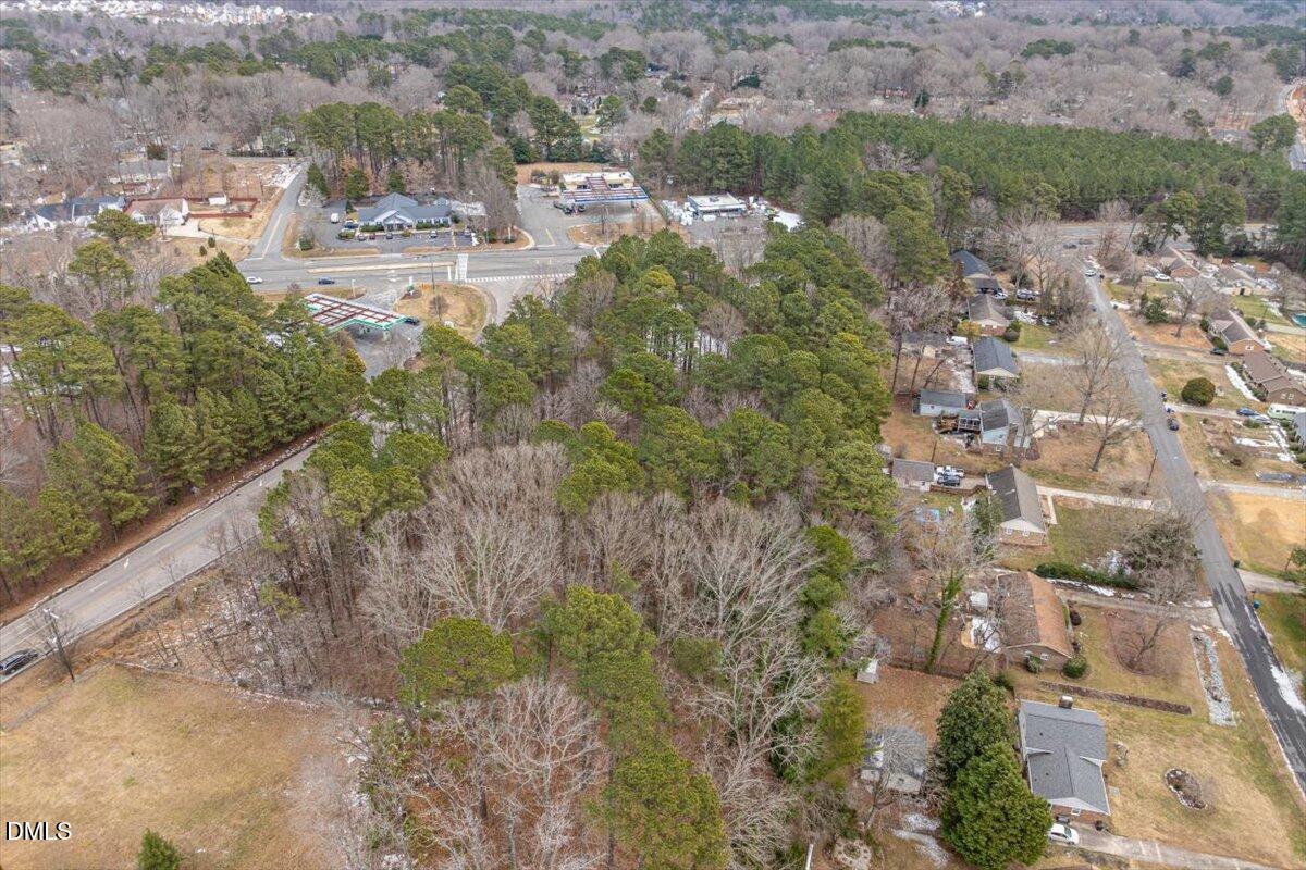 1011 Umstead Road Durham, NC 27712 - Photo 7 of 11 06-1011 Umstead-6