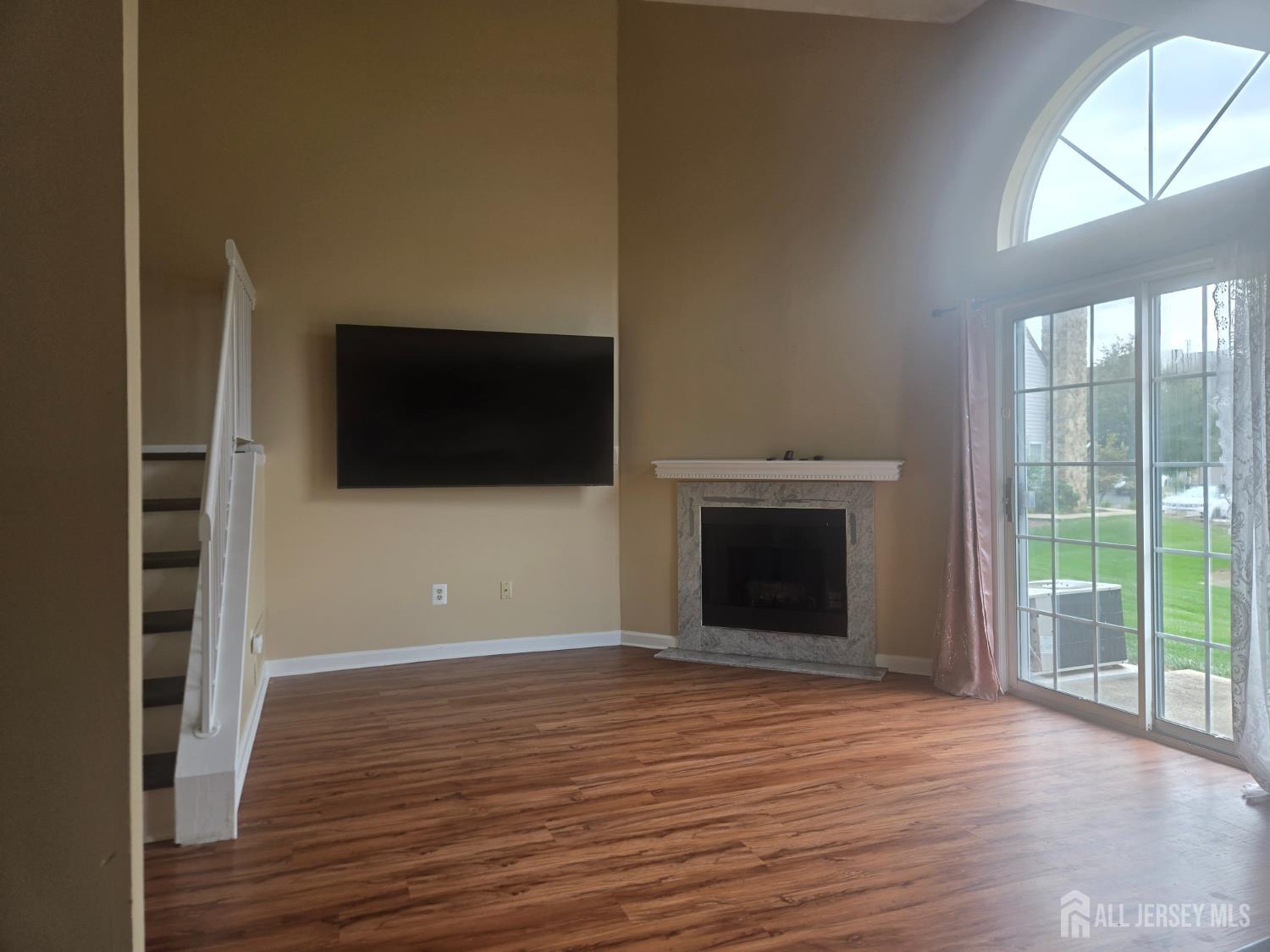 374 Draco Road Piscataway, NJ 08854 - Photo 17 of 25 Gallery Image 17
