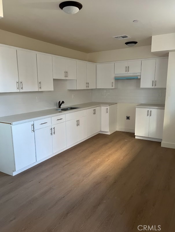 409 1/2 East 99th Street Los Angeles, CA 90003 - Photo 23 of 33