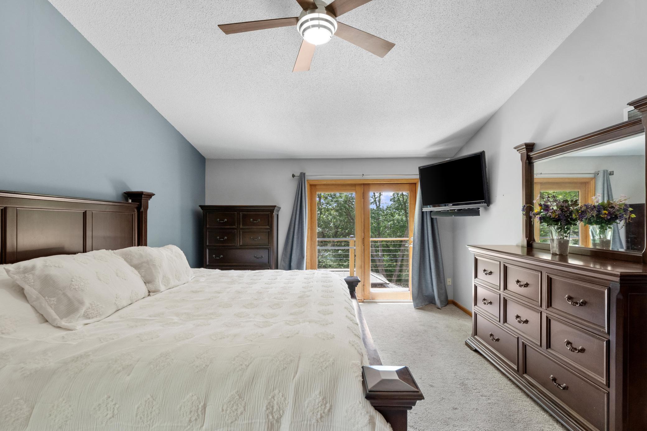 9882 Purgatory Road Eden Prairie, MN 55347 - Photo 15 of 74
