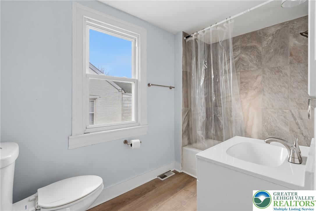 46 West Garrison Street Bethlehem, PA 18018 - Photo 19 of 39 a bathroom with a sink and toilet